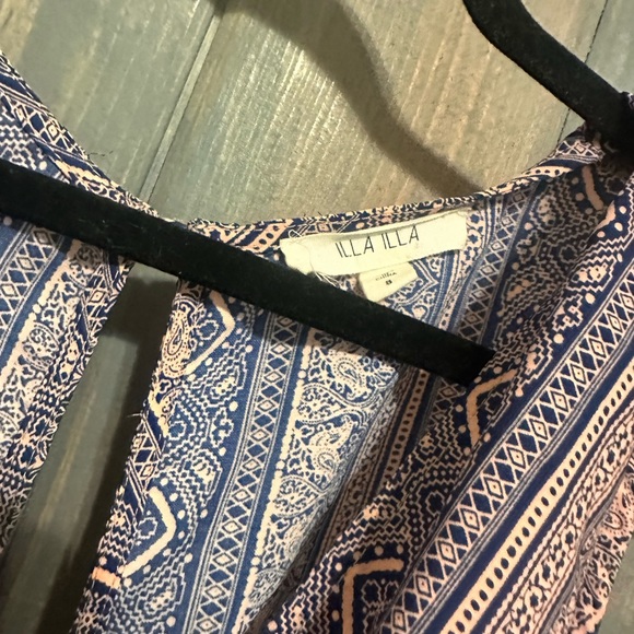 Super Cute Patterned Romper with Ruffles - Picture 4 of 6